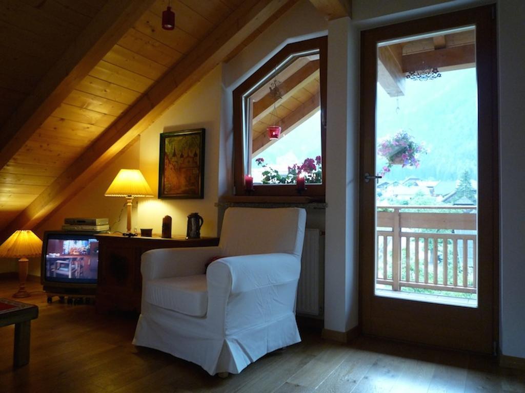Mansarda Dolomiti Apartment Rasun di Sopra Bilik gambar