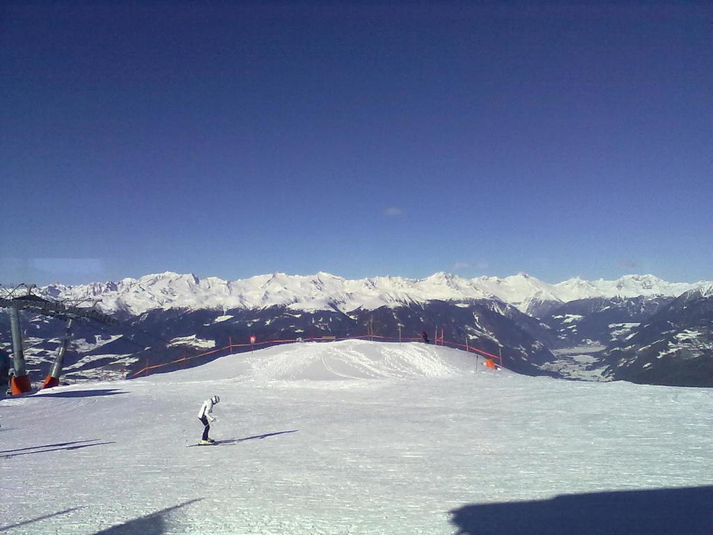 Mansarda Dolomiti Apartment Rasun di Sopra Luaran gambar