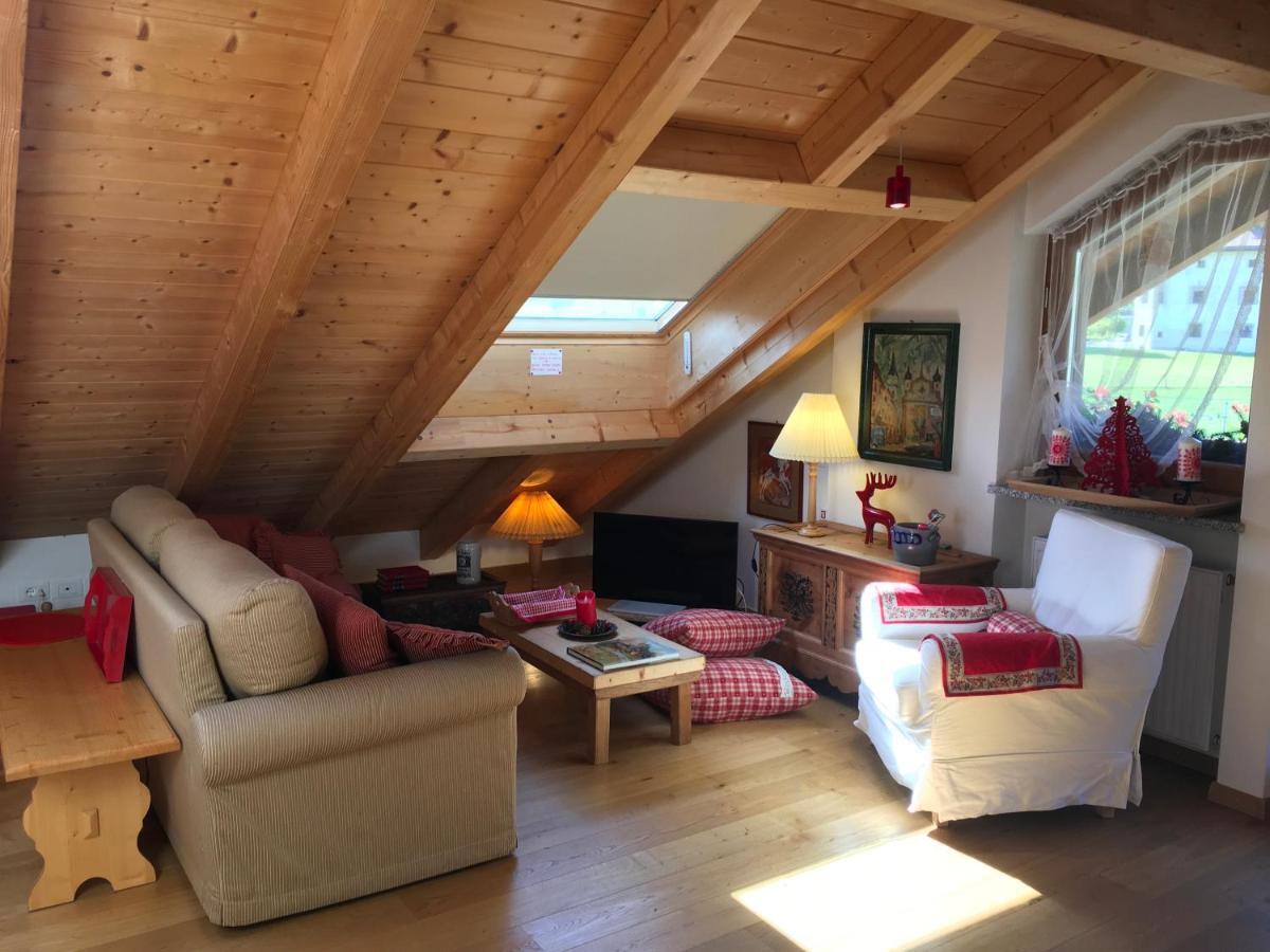 Mansarda Dolomiti Apartment Rasun di Sopra Luaran gambar