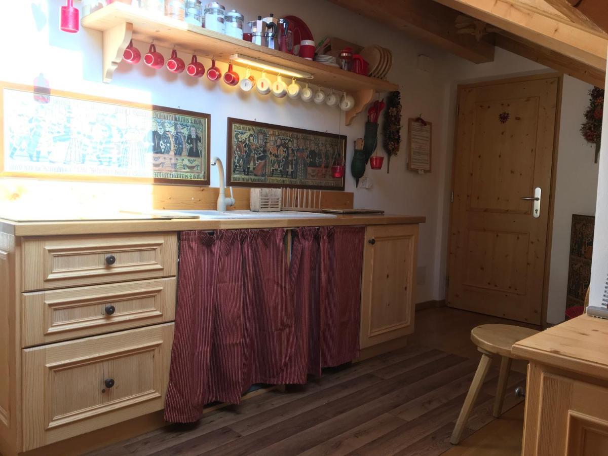 Mansarda Dolomiti Apartment Rasun di Sopra Luaran gambar